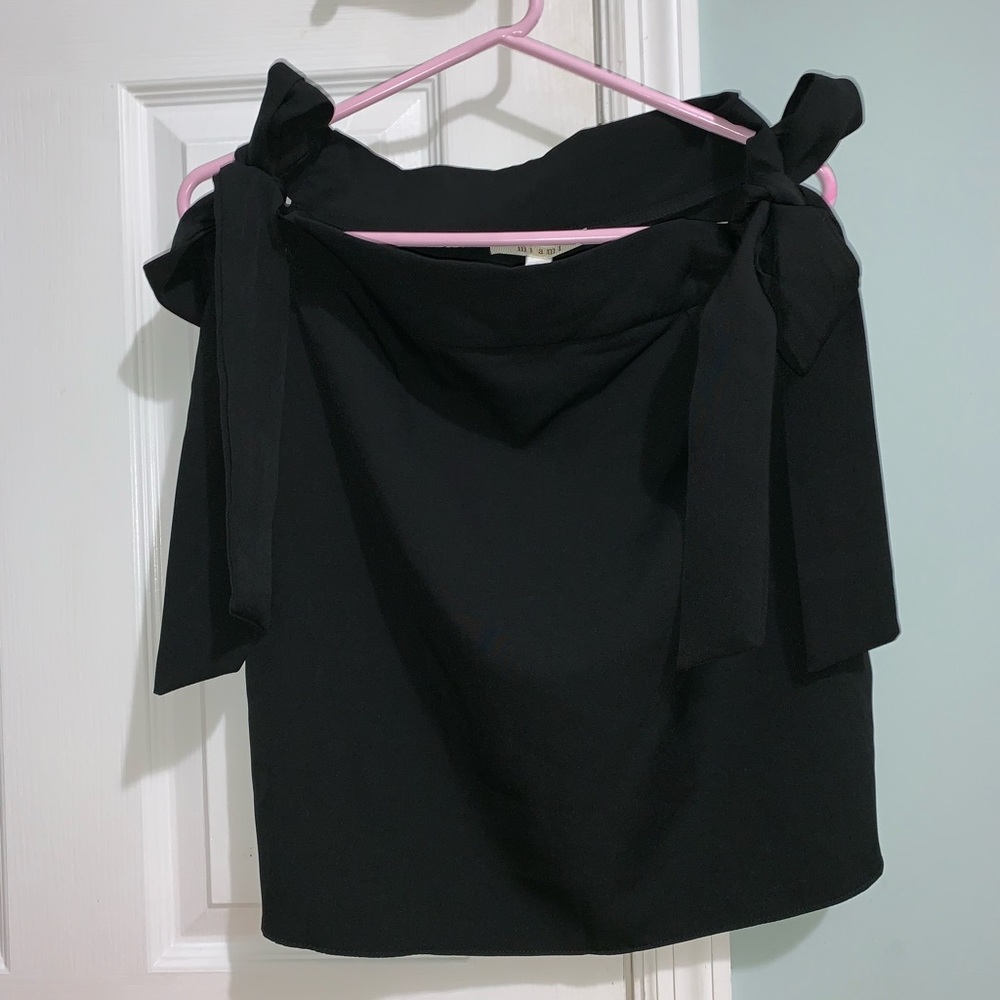 Off the shoulder tie shirt